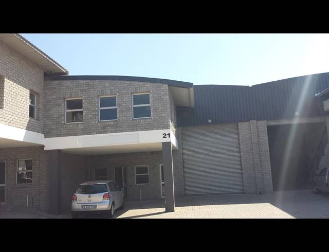 394M² FACTORY TO LET IN STIKLAND